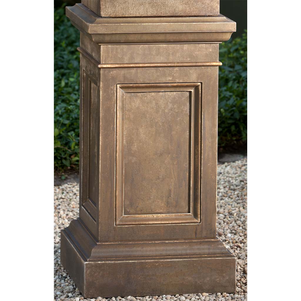 Campania International Coachhouse Urn on Coachhouse Pedestal - Image 18