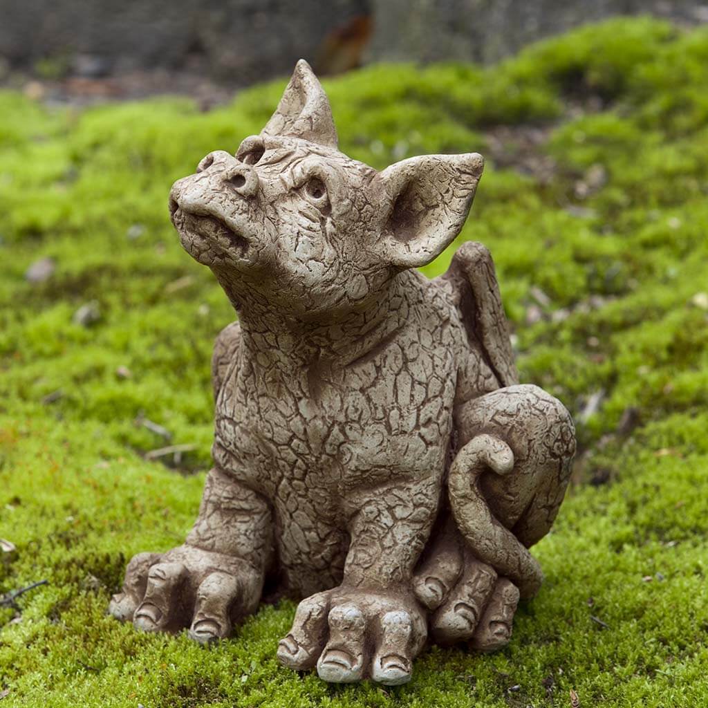Campania International Paws Statue
