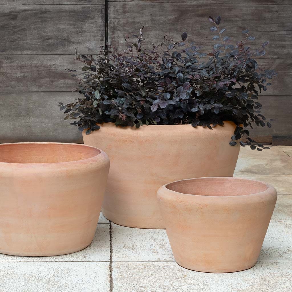 Campania International Whitby Planter in Terra Cotta set of 3