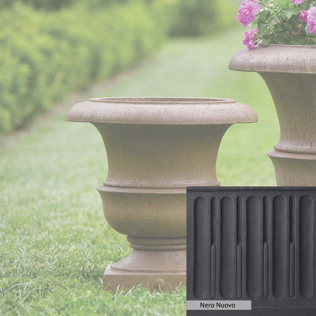 Campania International Williamsburg Wren Small Planter - Image 11