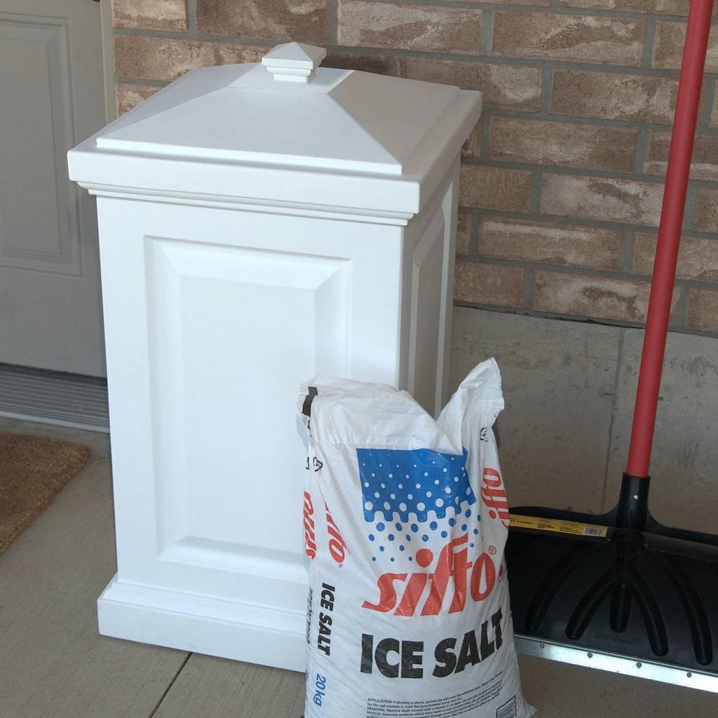 Mayne Berkshire Storage Bin in White - Image 5