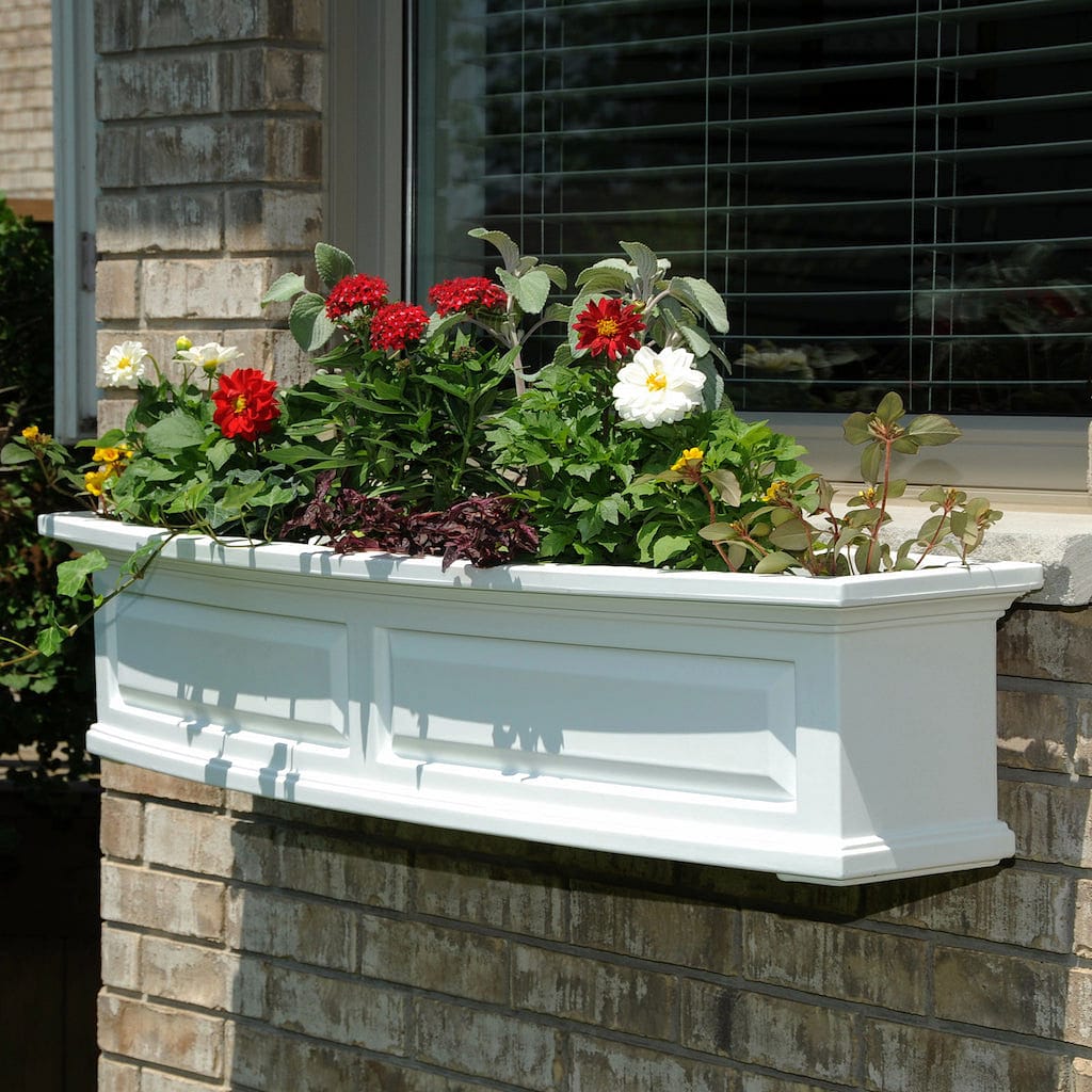 Mayne Nantucket 4ft Window Box Planter - Image 3