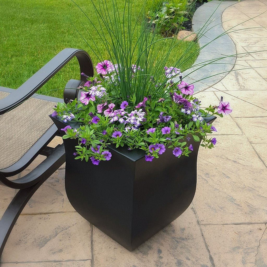 Mayne Valencia Square Planter - Image 2