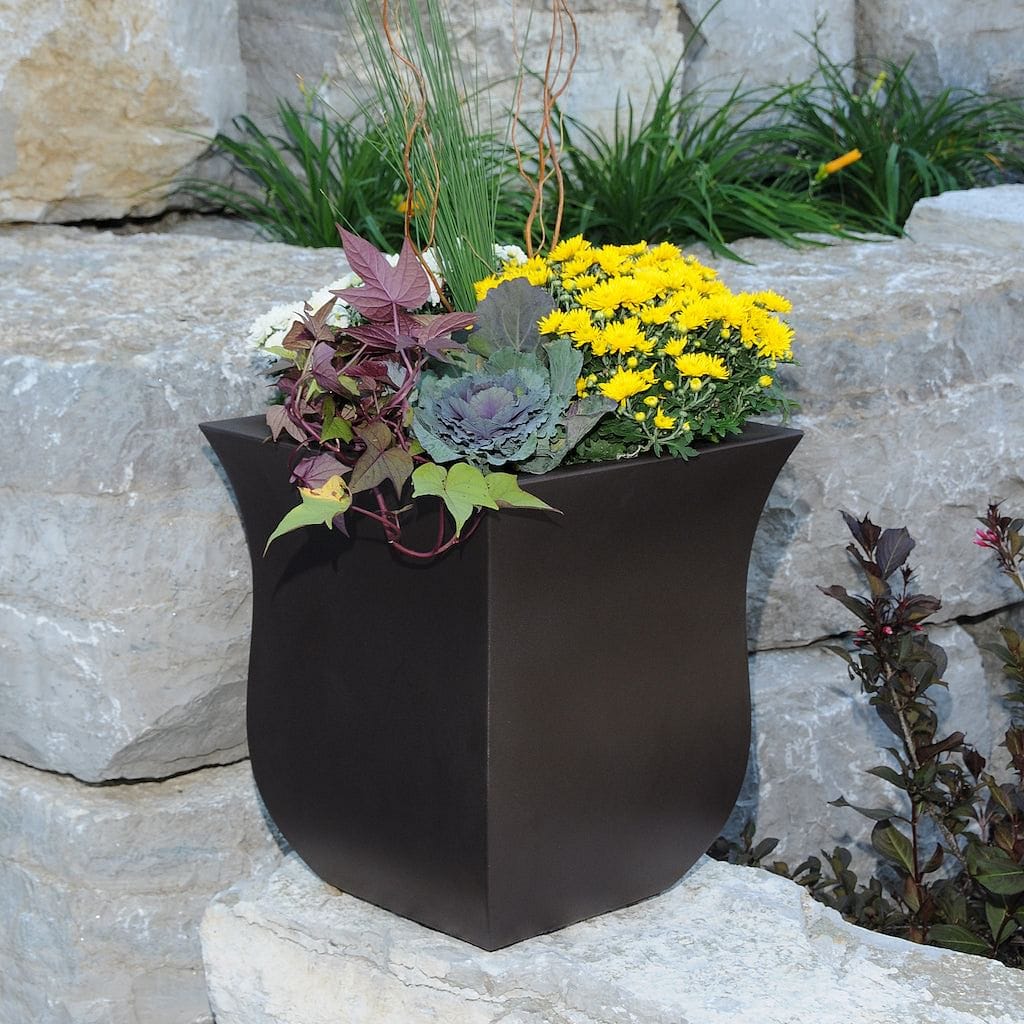 Mayne Valencia Square Planter - Image 3